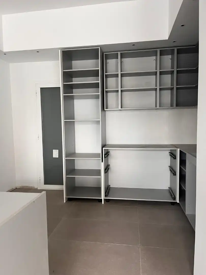 Bedroom of Commercial properties for rent in Esplugues de Llobregat