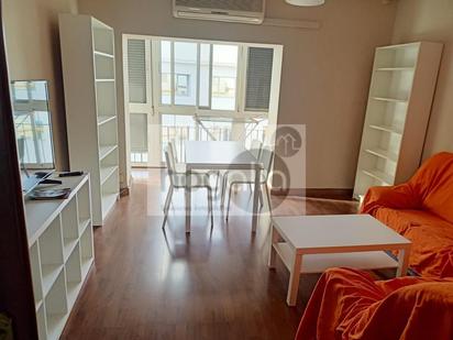Exterior view of Flat for sale in  Sevilla Capital  with Air Conditioner, Terrace and Furnished