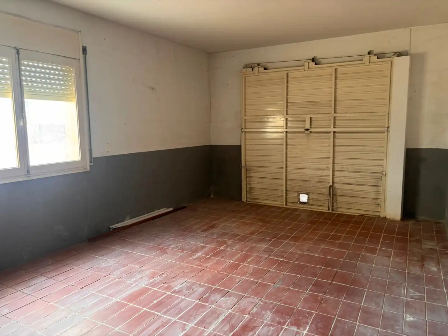 Casa adosada en venda en Campllong amb Aire condicionat i Terrassa