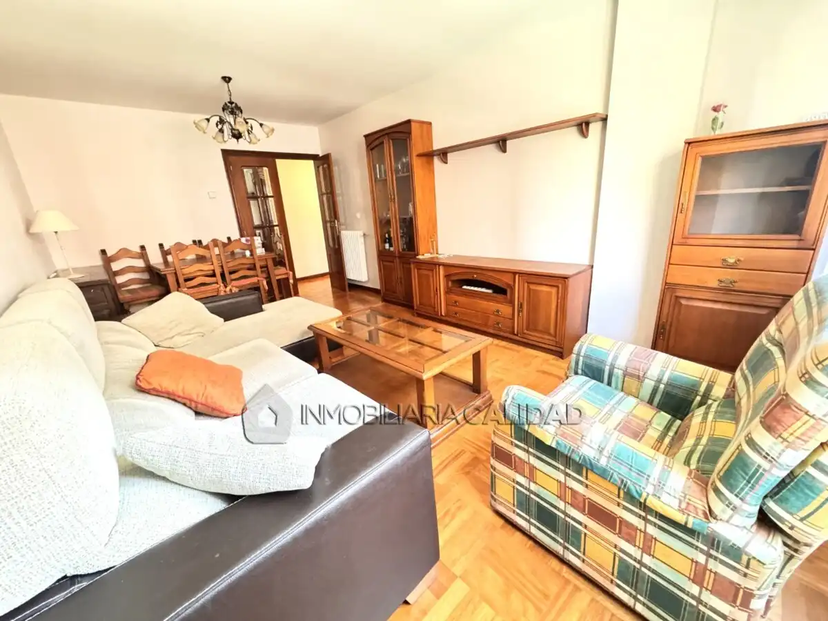 Living room of Flat for rent in Burgos  with Heating, Storage room and Furnished