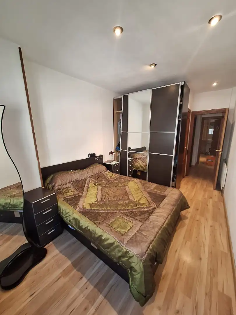 Habitación de Piso en venta en Lleida con Calefacción, Parquet y Trastero