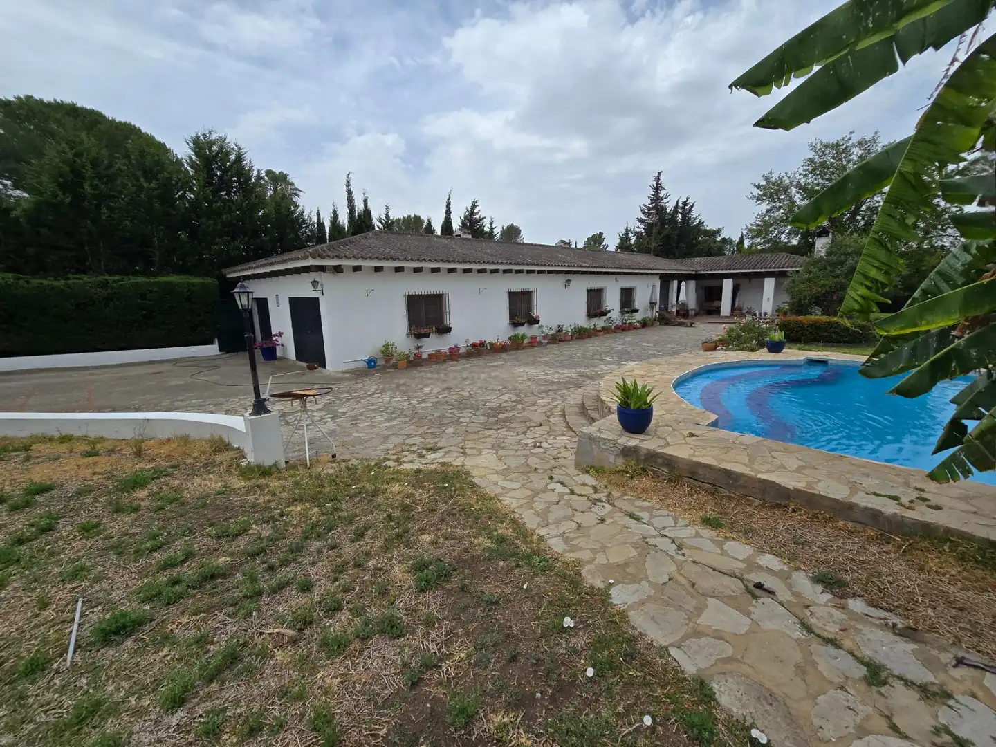 Vista exterior de Casa o xalet en venda en Jerez de la Frontera amb Aire condicionat, Calefacció i Terrassa
