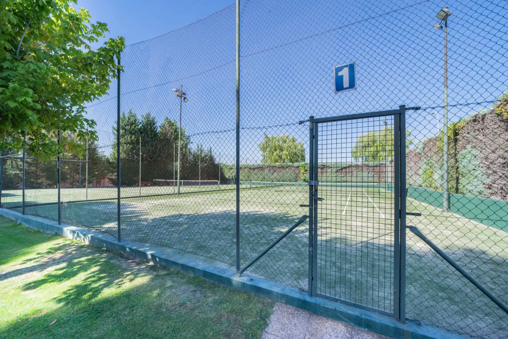 Jardí de Pis en venda en Majadahonda amb Aire condicionat, Calefacció i Terrassa