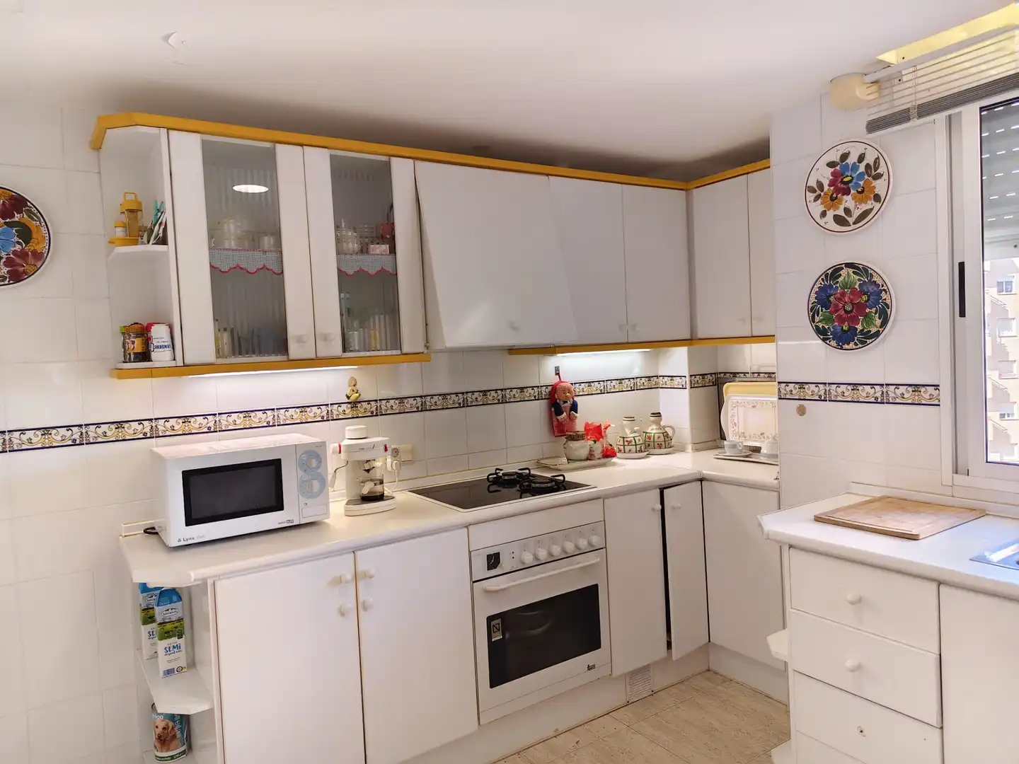 Cuina de Apartament de lloguer en Orihuela amb Aire condicionat, Calefacció i Moblat