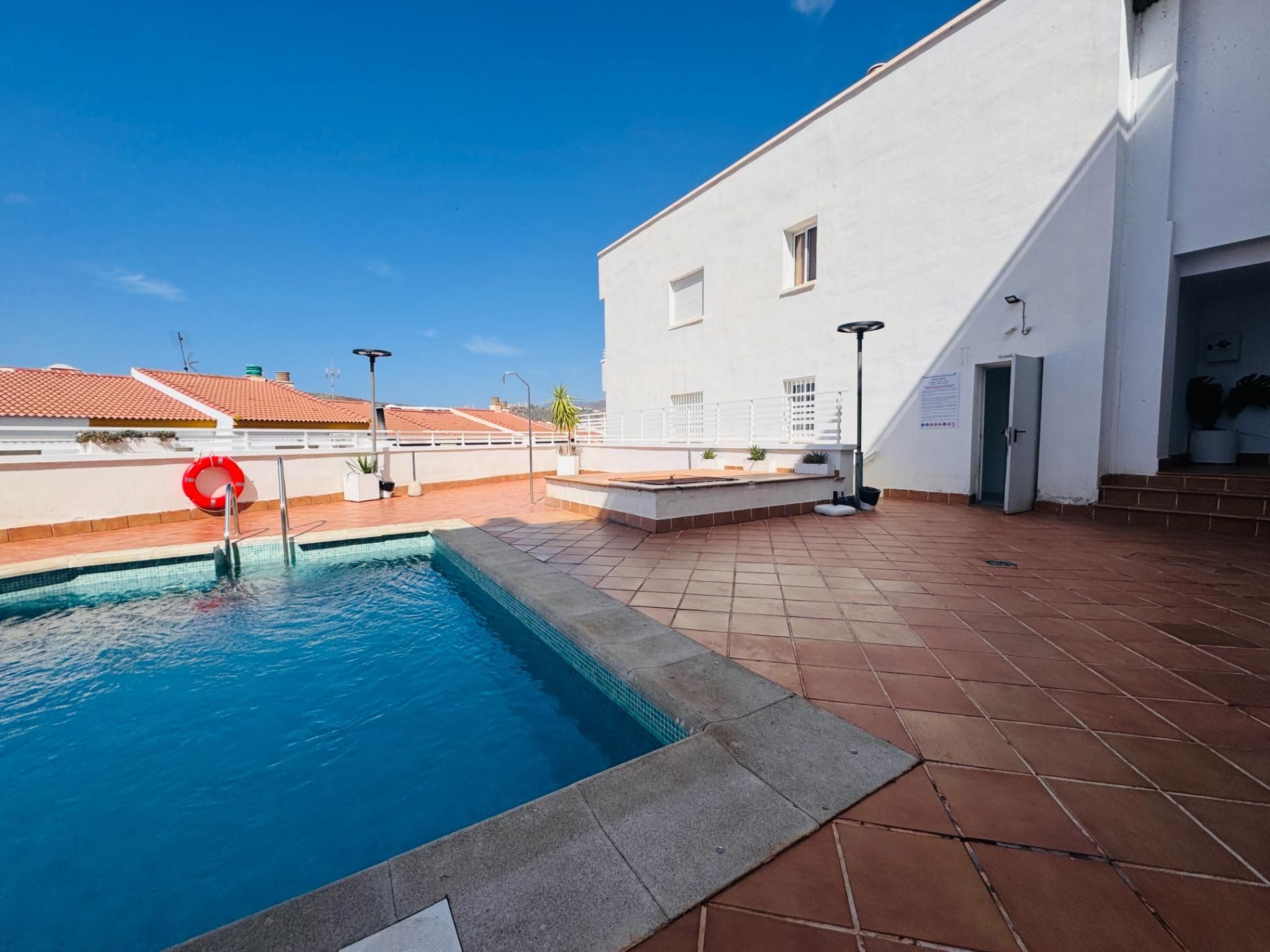 Piscina de Pis en venda en Polopos amb Terrassa i Piscina comunitària