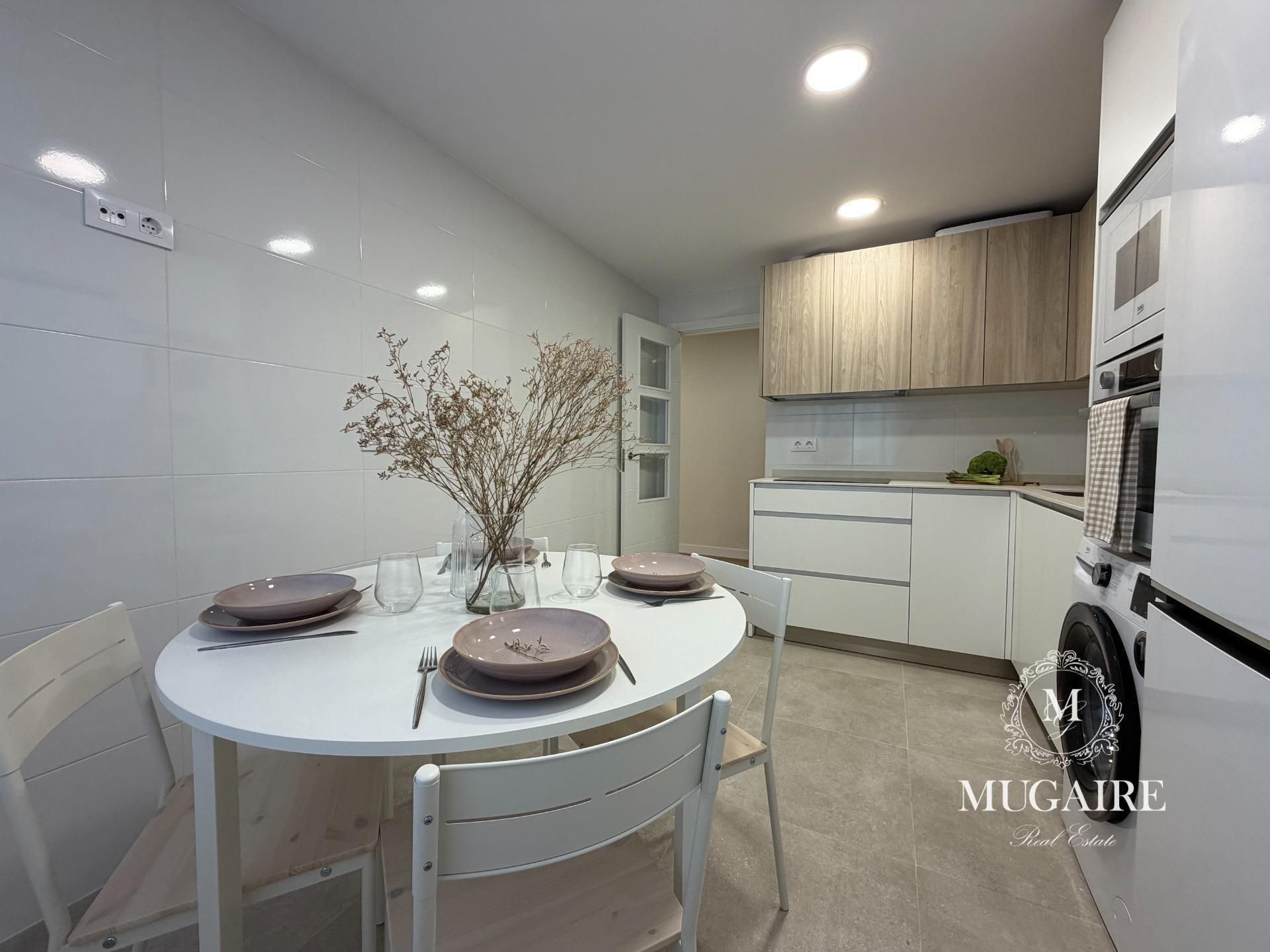 Cuina de Pis de lloguer en Basauri  amb Calefacció, Terrassa i Moblat