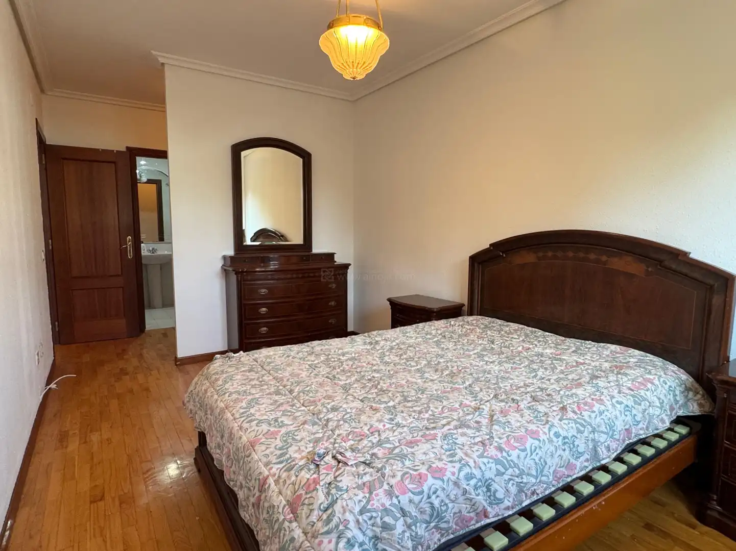 Bedroom of Flat for sale in  Logroño  with Heating, Parquet flooring and Storage room