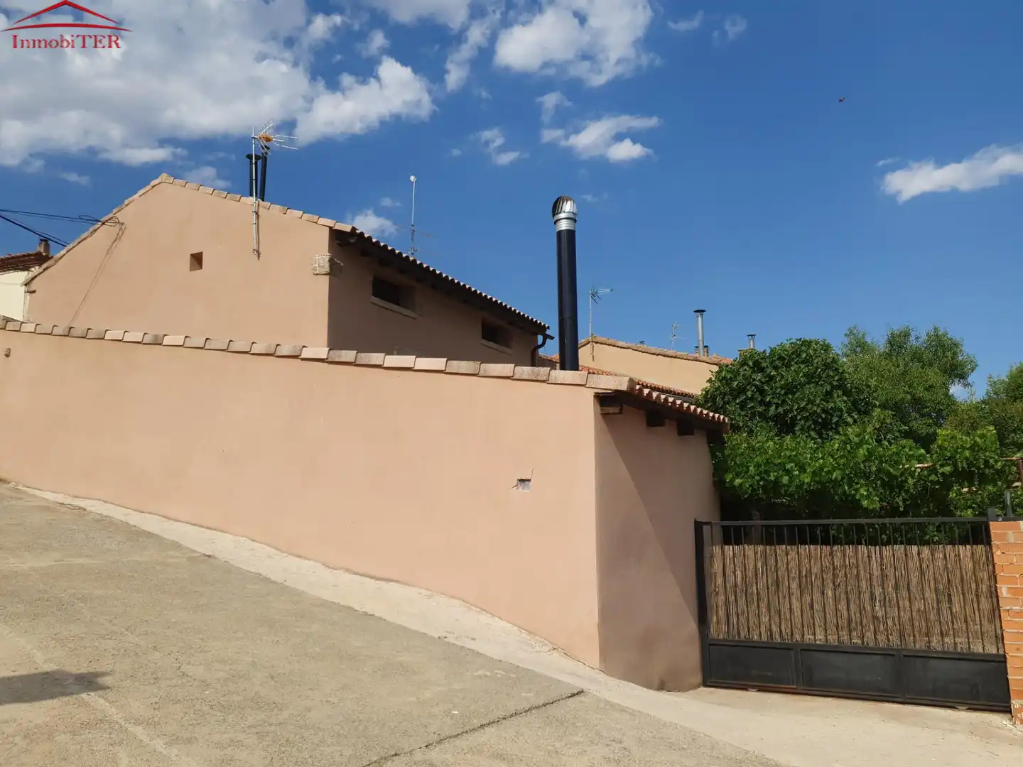 Vista exterior de Casa o chalet en venta en Rubiales con Calefacción, Jardín privado y Trastero