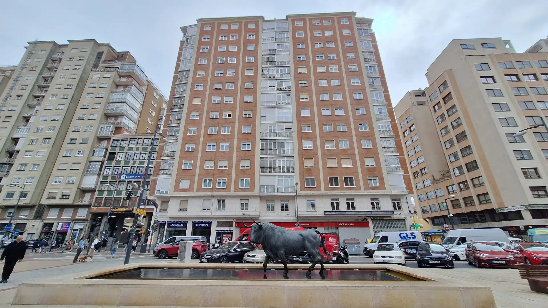 Vista exterior de Piso en venta en Burgos con Calefacción, Terraza y Amueblado