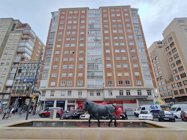 Piso con ascensor en venta en Avenida del Cid Campeador