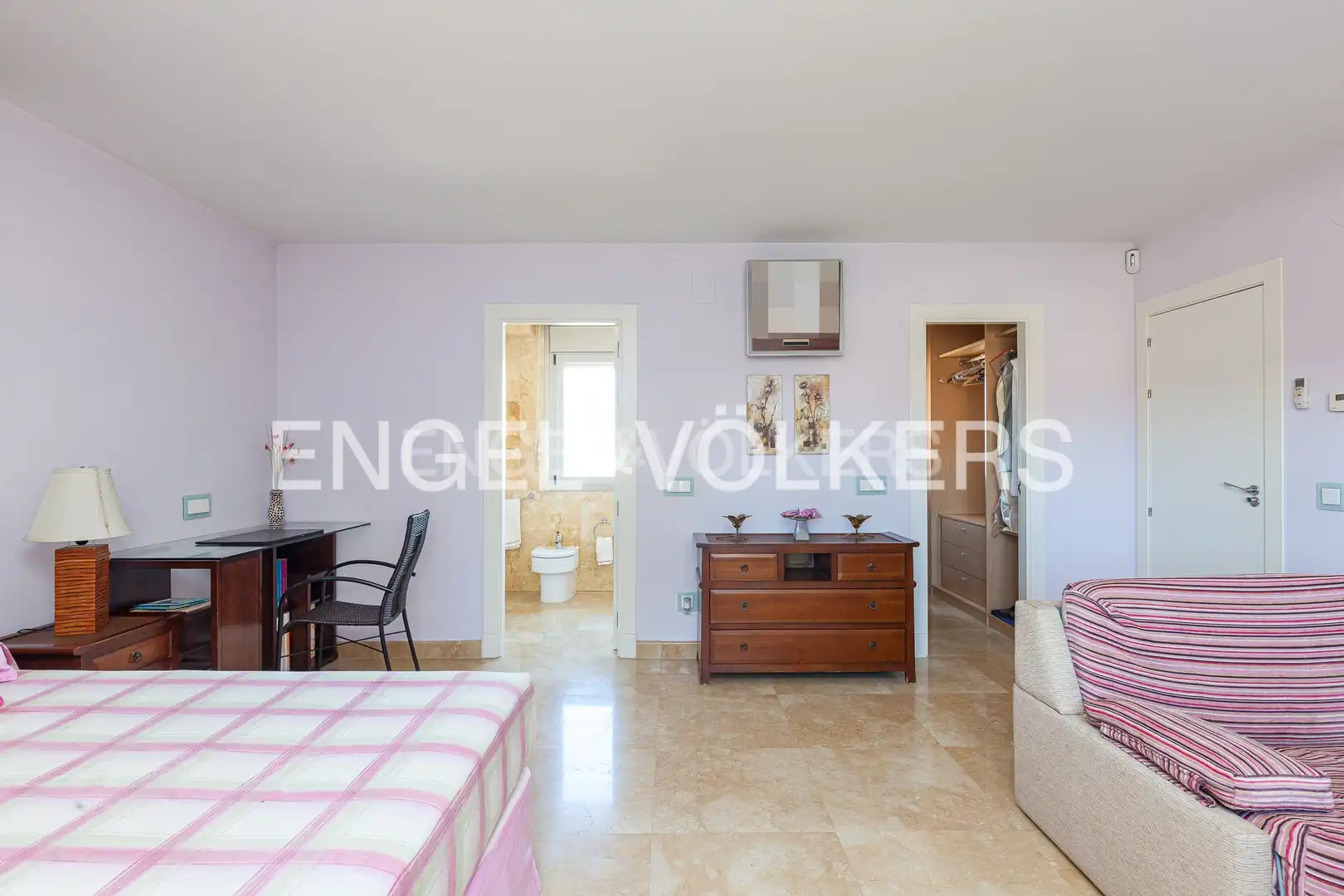 Habitación de Casa o chalet en venta en Azuqueca de Henares con Aire acondicionado, Calefacción y Jardín privado