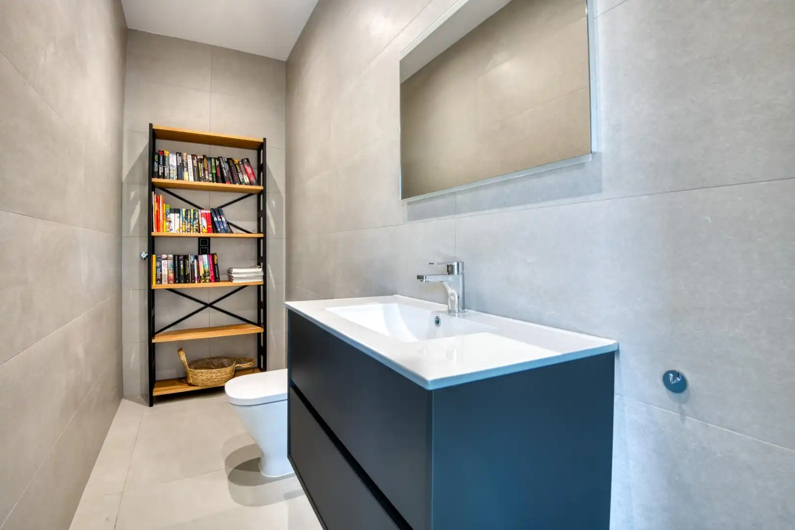 Badezimmer von Haus oder Chalet zum Verkauf in Calonge i Sant Antoni mit Klimaanlage, Heizung und Privatgarten