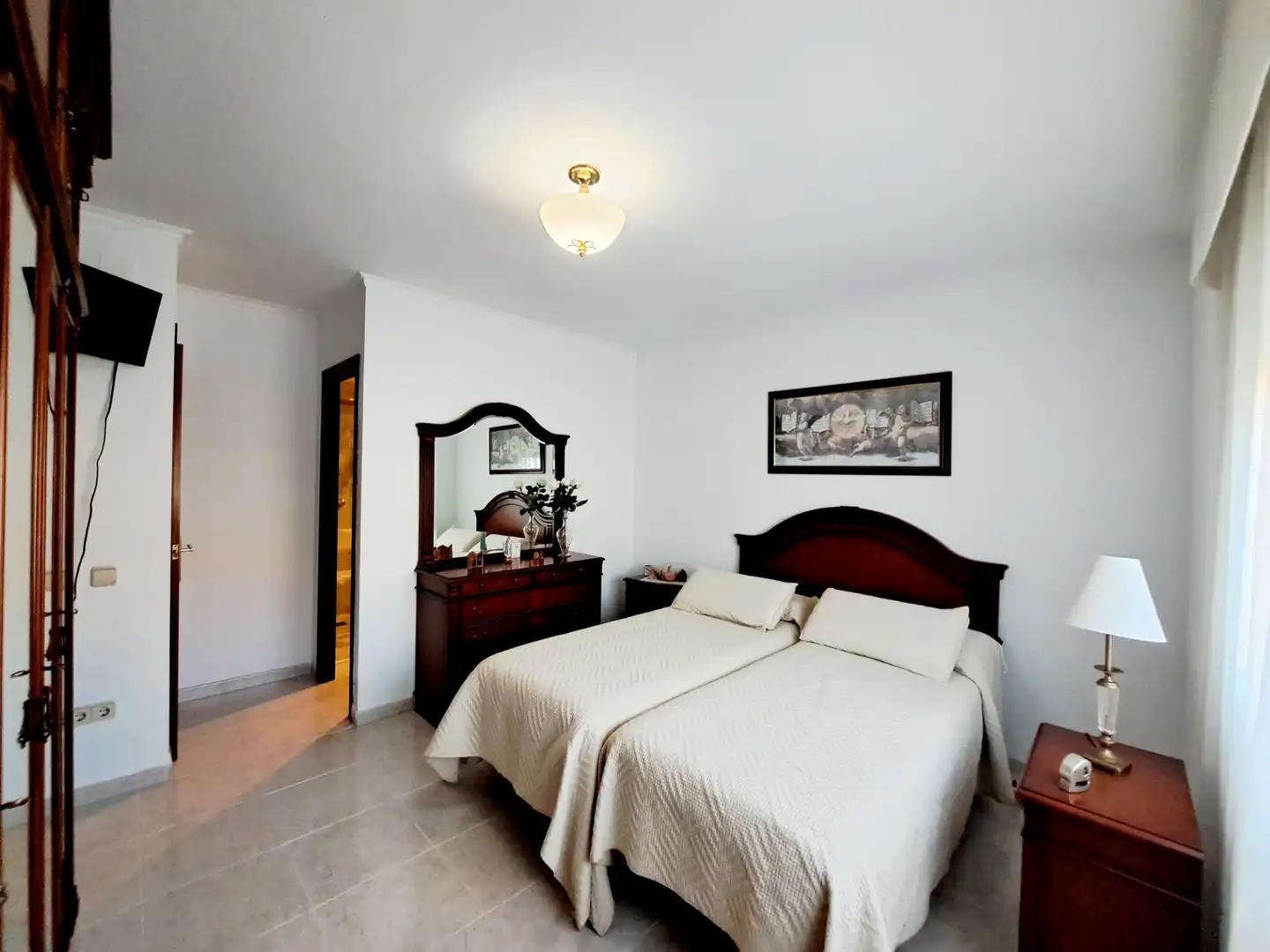 Schlafzimmer von Wohnung zum Verkauf in Mataró mit Klimaanlage, Heizung und Ofen