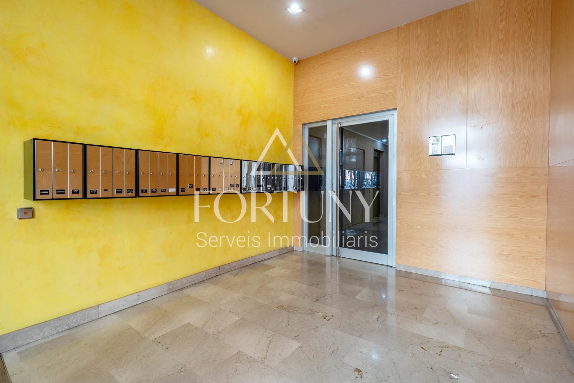 Pis en venda en Reus amb Aire condicionat, Balcó i Piscina comunitària