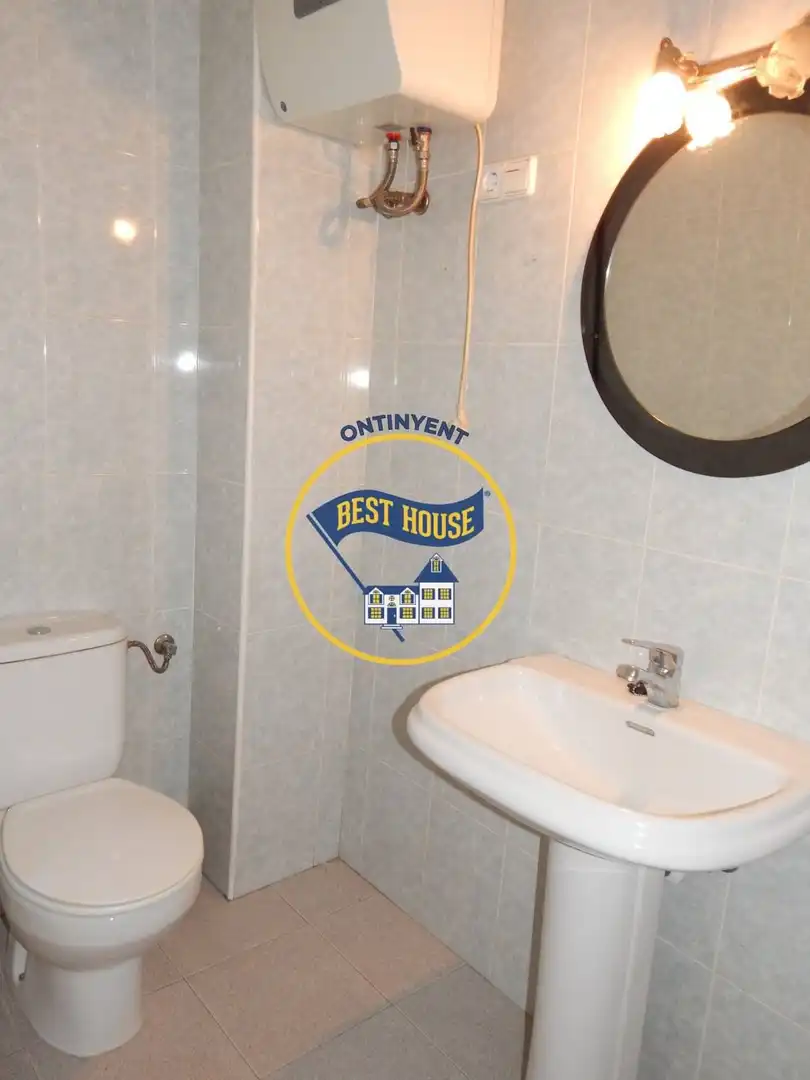 Business premises for sale in Sant Josep - Zona Hospital, imagen 3