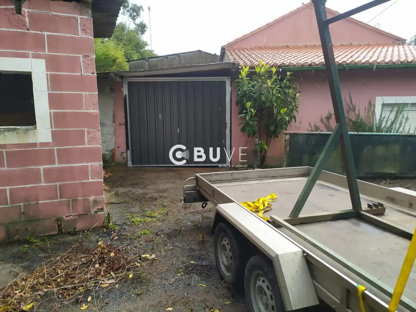 Parking of Houses for sale in Ortigueira