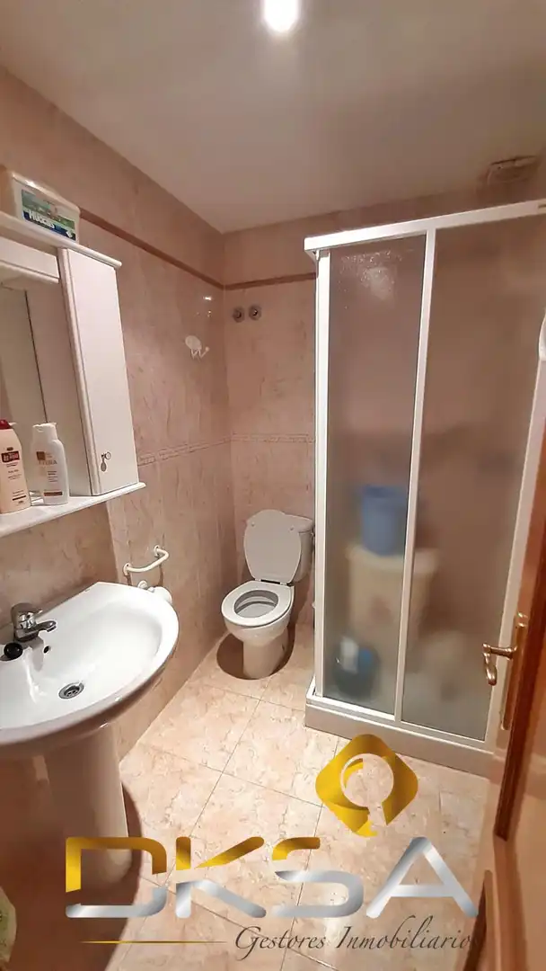 Badezimmer von Einfamilien-Reihenhaus zum Verkauf in Alcalà de Xivert mit Möbliert und Balkon