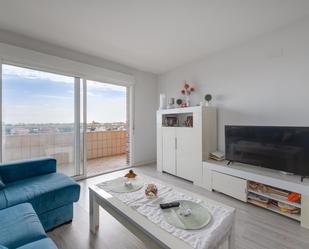 Sala d'estar de Apartament en venda en Torrevieja amb Piscina comunitària