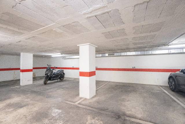 Garaje en Venta en Barrio del Centro