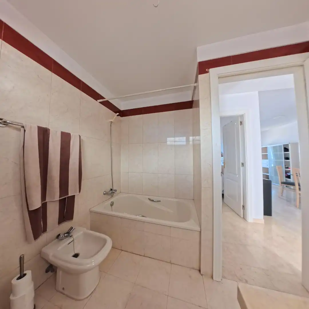 Baño de Ático en venta en Arona con Terraza, Amueblado y Horno