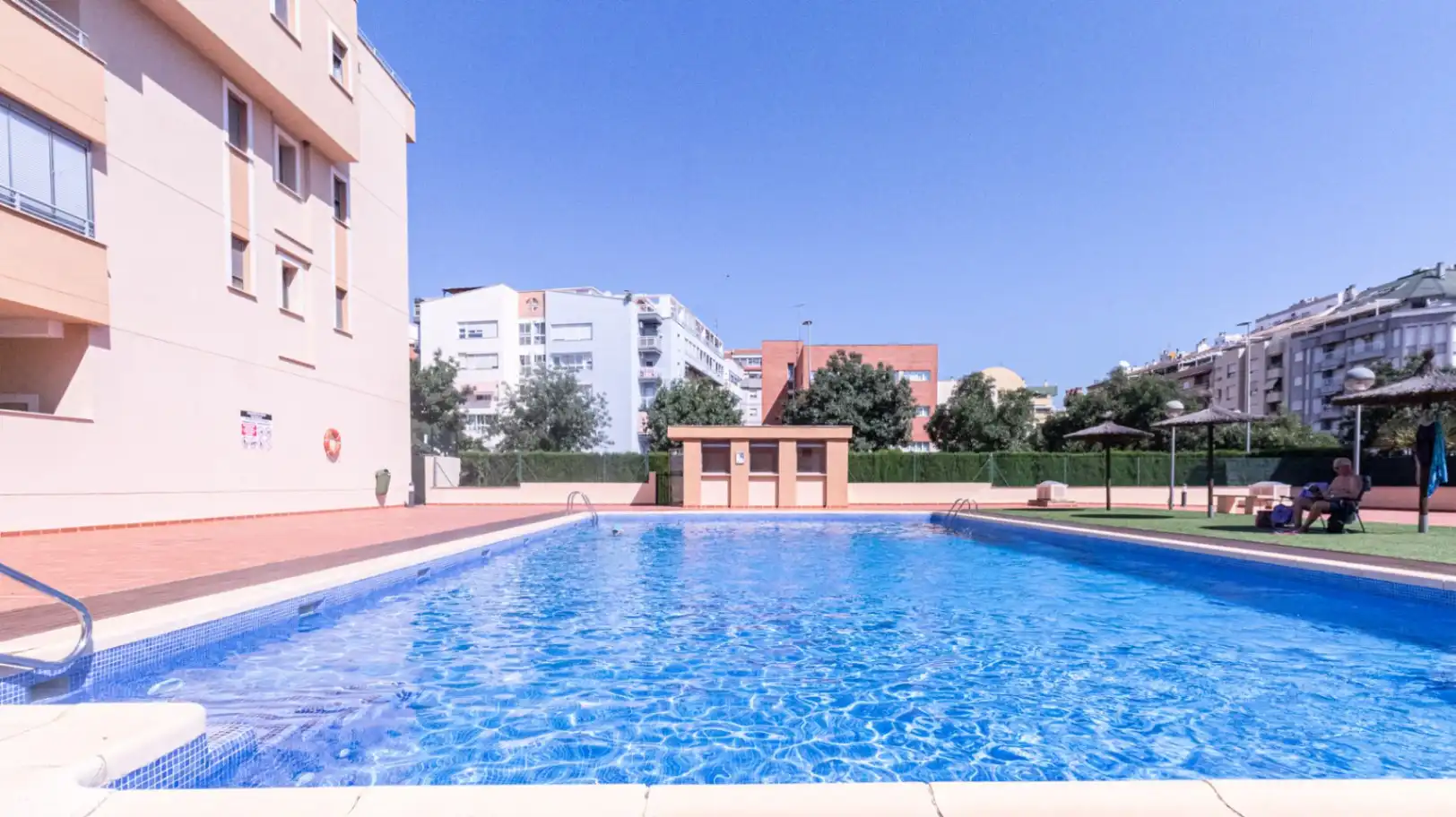 Swimming pool of Flat for sale in Dénia  with Air Conditioner, Heating and Private garden