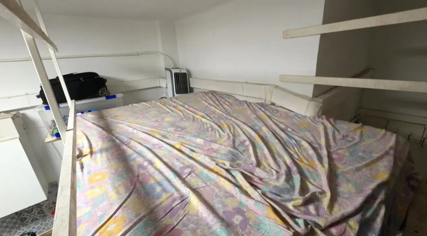 Habitación de Estudio en venta en Barcelona con Parquet y Amueblado