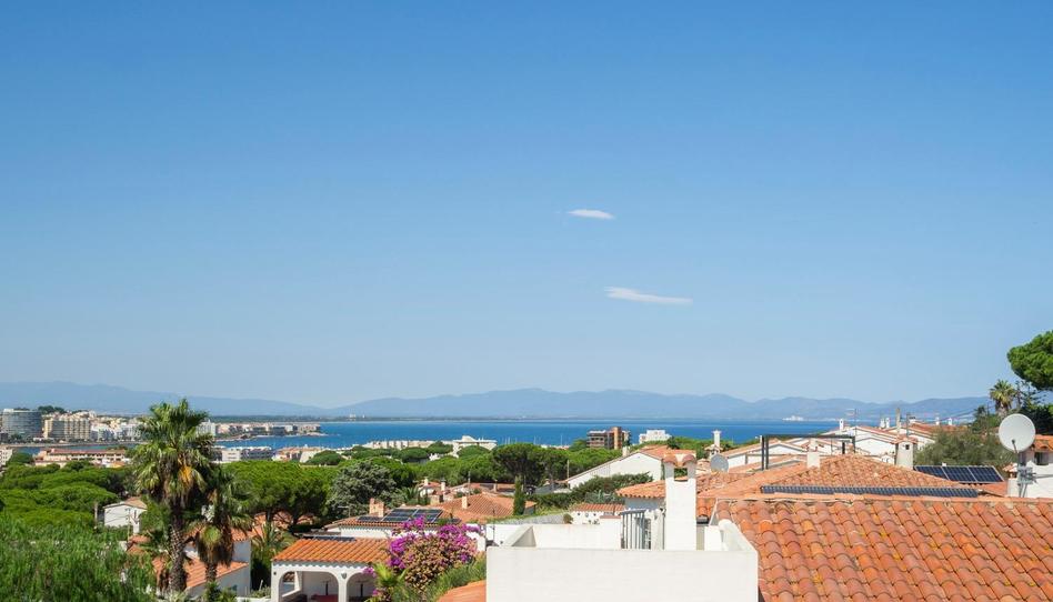 Foto 1 de Casa o chalet en venta en Calle Pinedes, Port - La Cota - Puig Sec, Girona