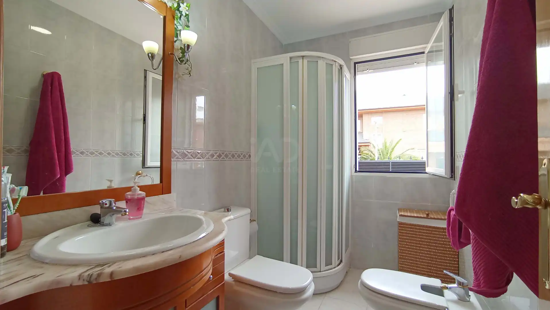 Bathroom of Houses for sale in Meco  with Heating, Terrace and Swimming Pool