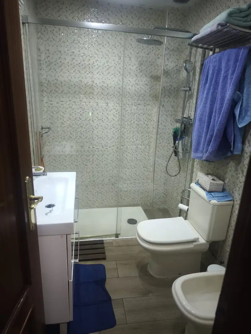 Baño de Casa adosada en venta en Melilla con Aire acondicionado, Terraza y Trastero