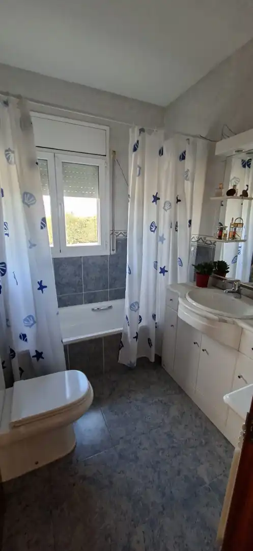 Bathroom of Houses for rent to own in Mollerussa  with Air Conditioner, Heating and Private garden