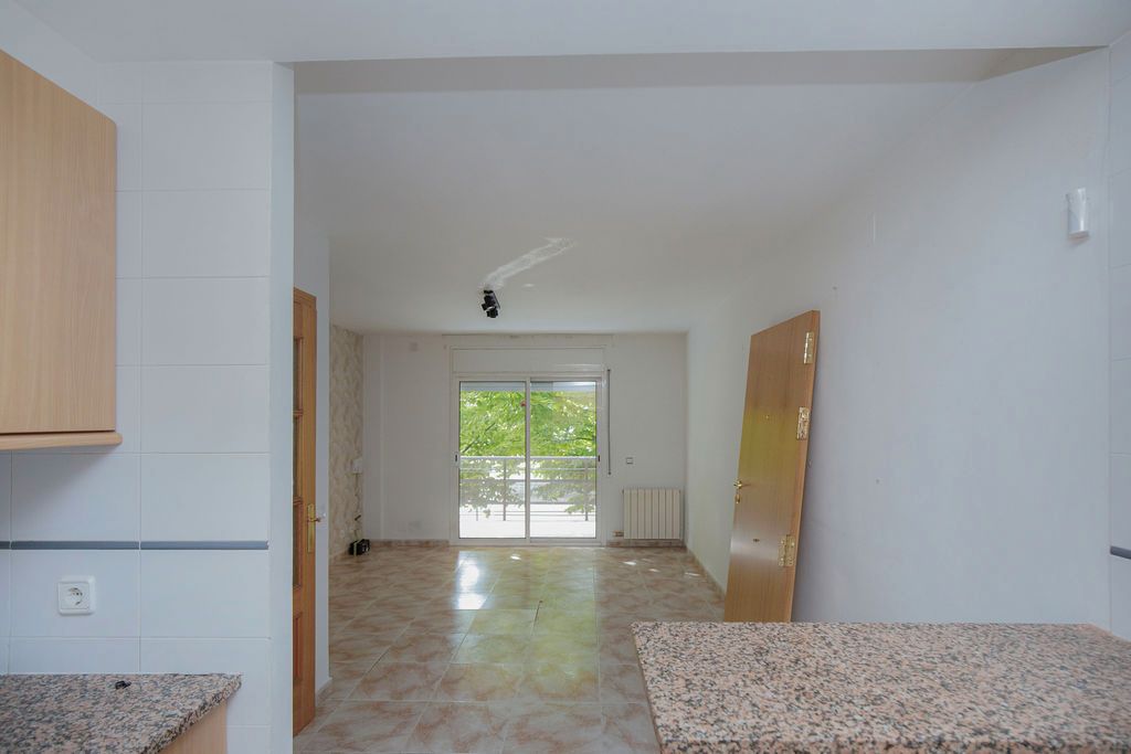 Flat for sale in Girona Capital  with Heating