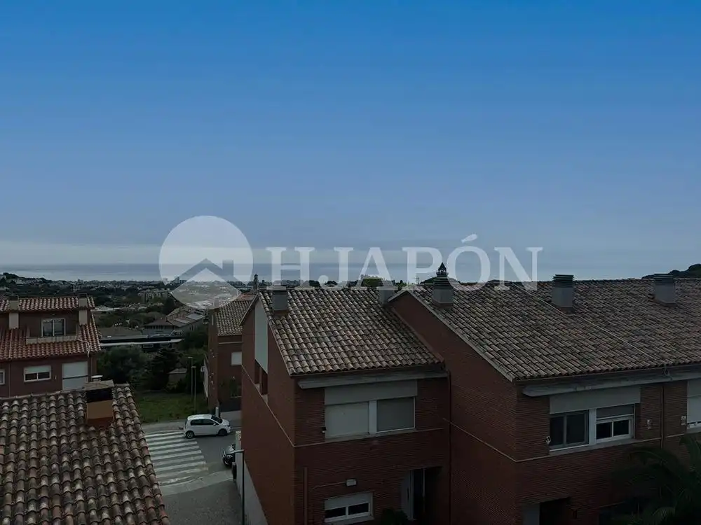 Casa aparellada amb balcó en venda a Vilassar de Dalt, imagen 32