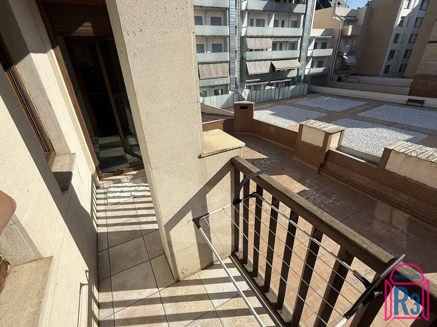 Terrassa de Dúplex de lloguer en León Capital  amb Aire condicionat, Calefacció i Terrassa
