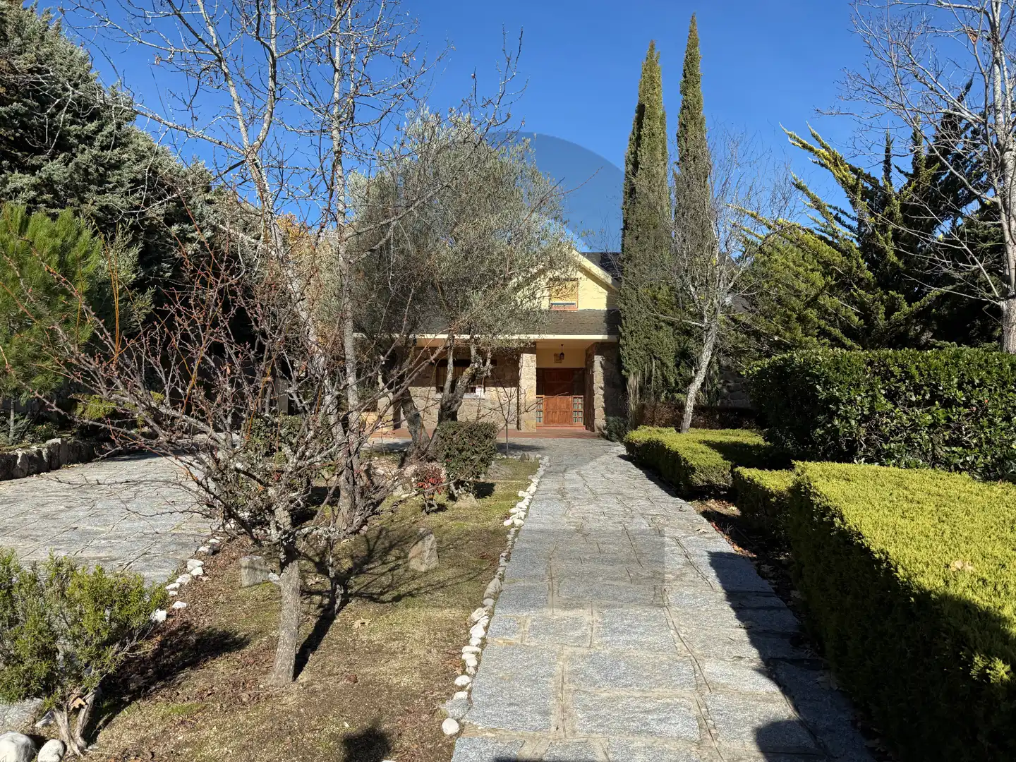 Villa avec terrasse à vendre à Avenida del Rosal