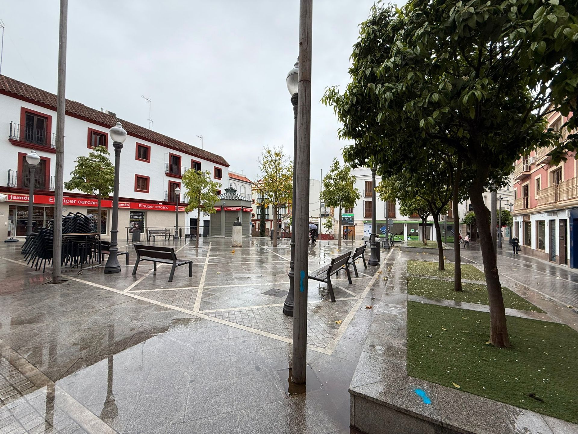 Premises to rent in Calle la Mina, 9