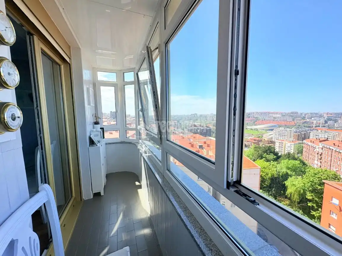 Vista exterior de Piso en venta en Santander con Calefacción