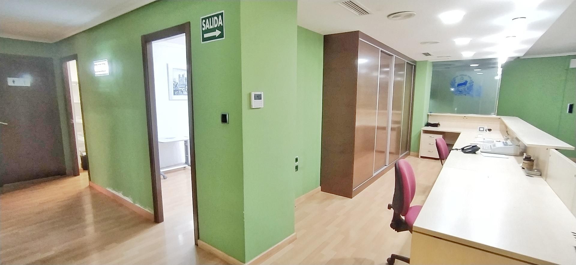 Office for sale in Elche / Elx  with Air Conditioner, Heating and Storage room