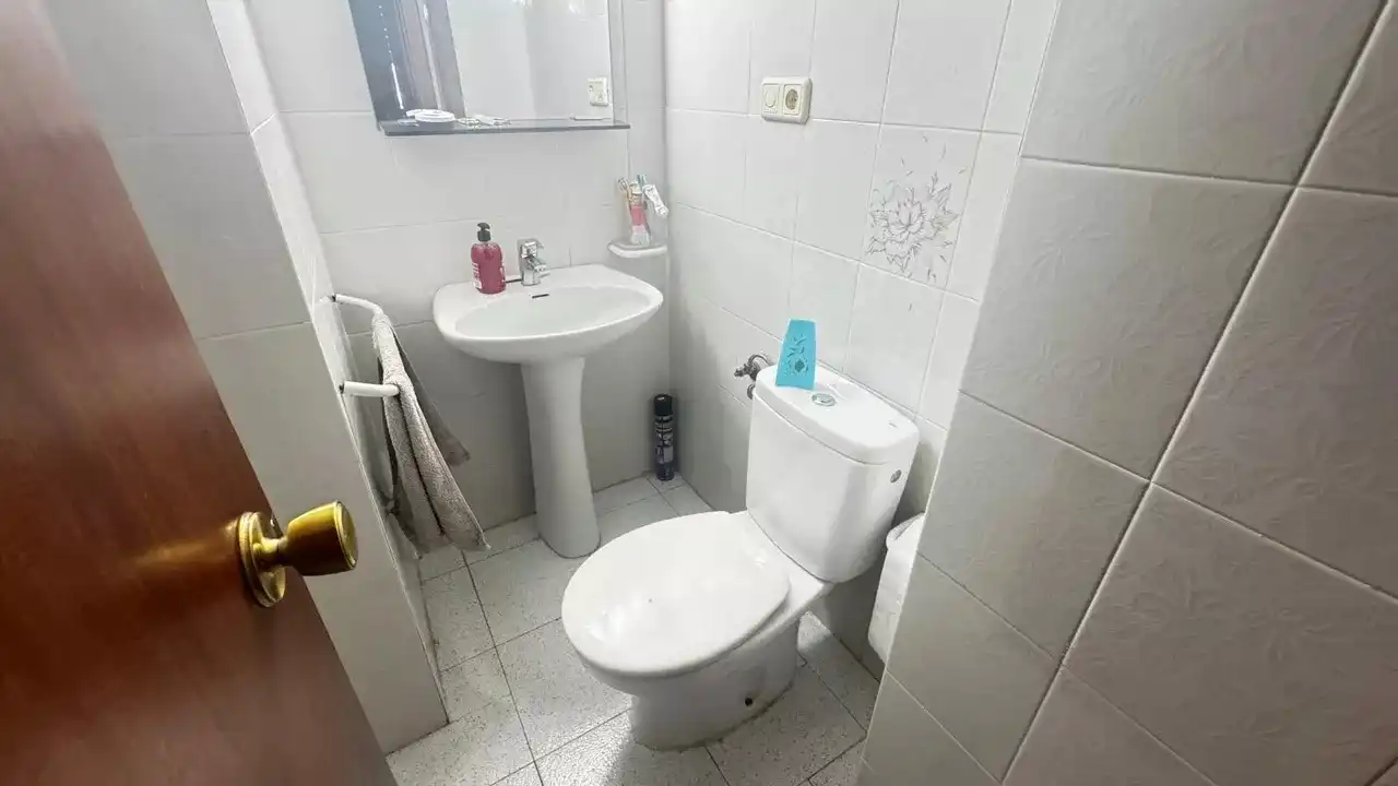 Apartament amb balcó en venda a Carrer Bisbe Serra 10, imagen 10