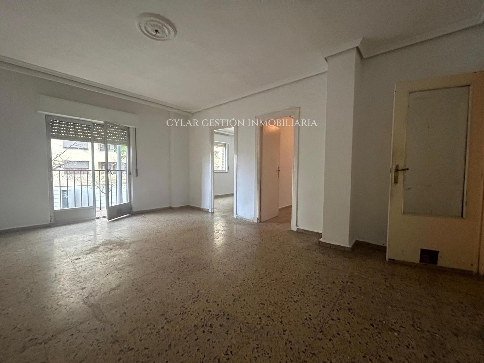 Flat for sale in Salamanca Capital  with Heating and Balcony