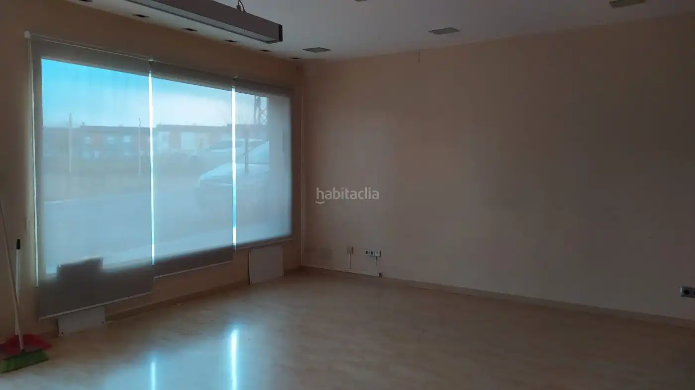 Local comercial en alquiler en Carrer Sant Marc 10, imagen 4