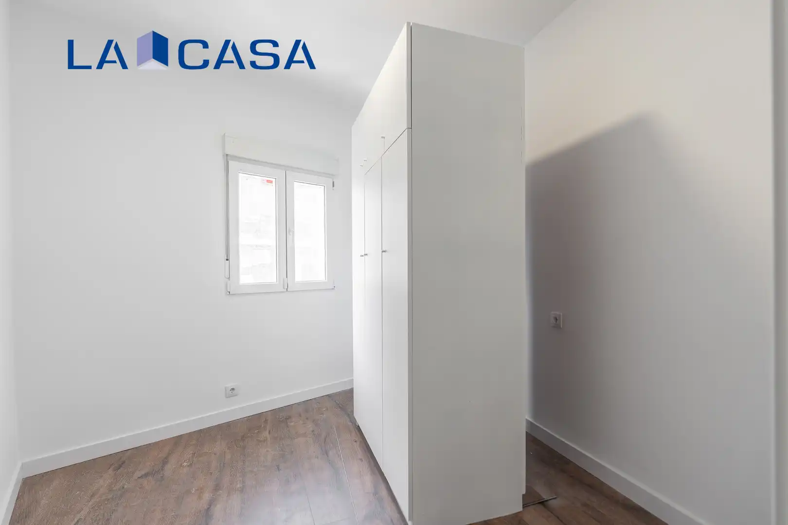 Habitación de Piso en venta en Madrid con Calefacción y Terraza