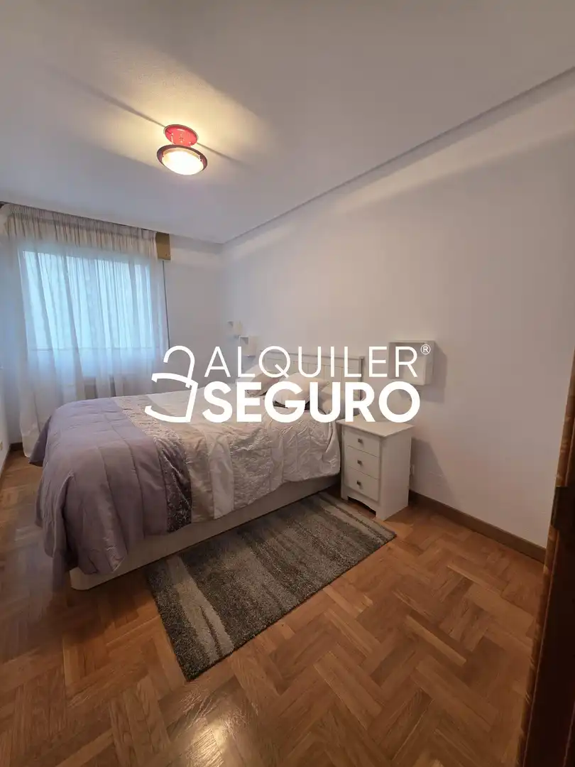Habitación de Piso de alquiler en Burgos con Calefacción y Amueblado