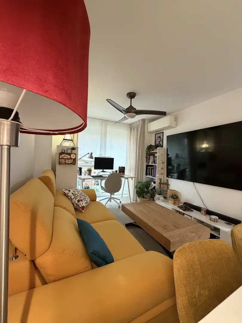 Sala de estar de Piso en venta en  Madrid Capital con Aire acondicionado y Piscina