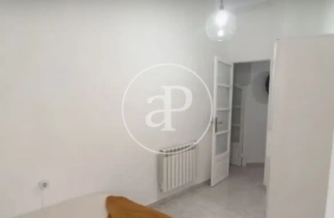 Habitación de Piso de alquiler en Valencia con Aire acondicionado, Calefacción y Terraza