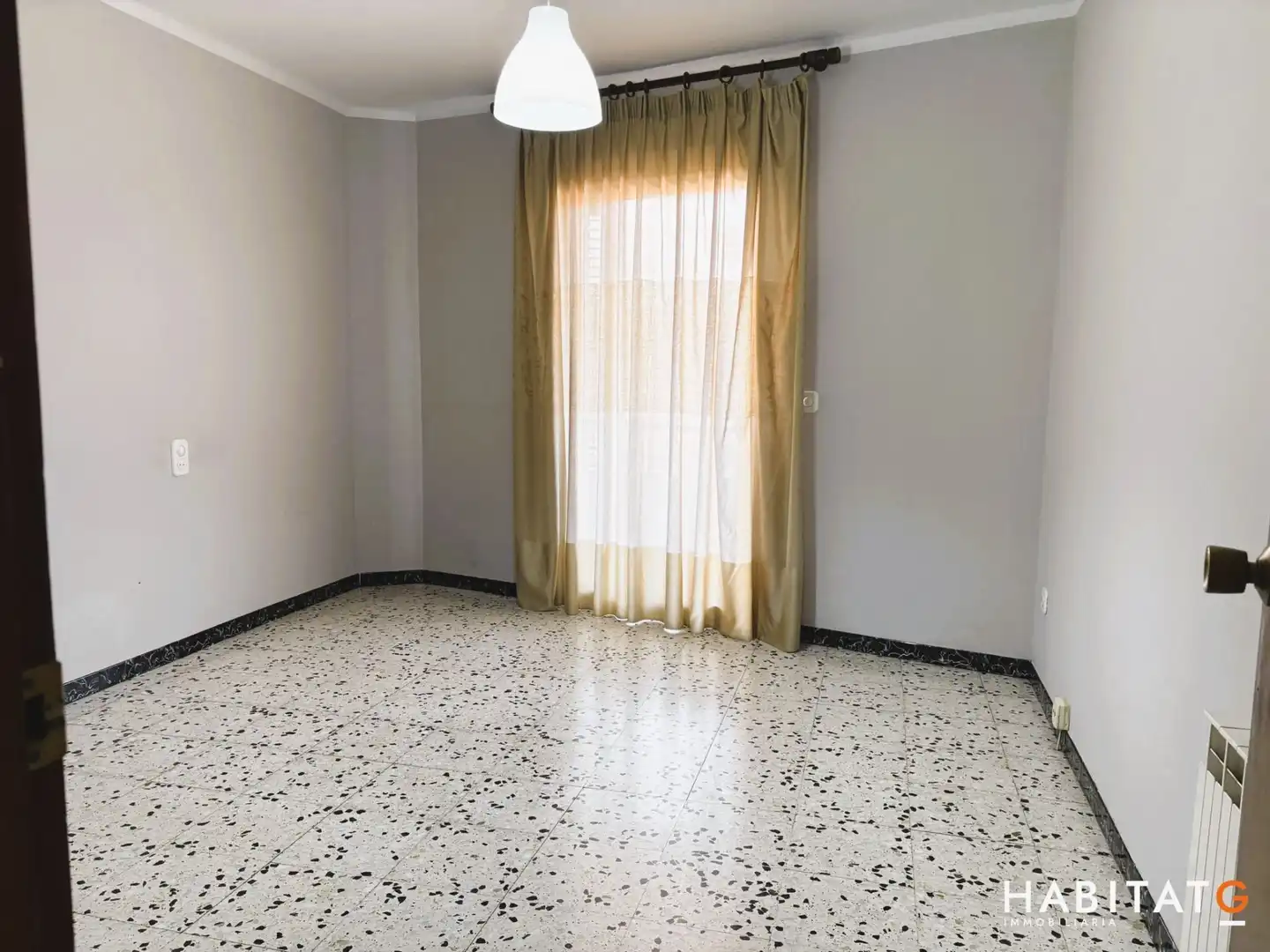 Habitación de Piso en venta en Bellpuig con Calefacción y Terraza