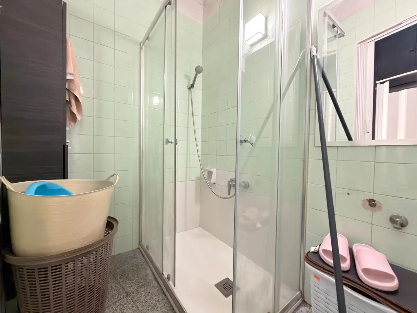 Bathroom of Flat for sale in Castellón de la Plana / Castelló de la Plana  with Storage room