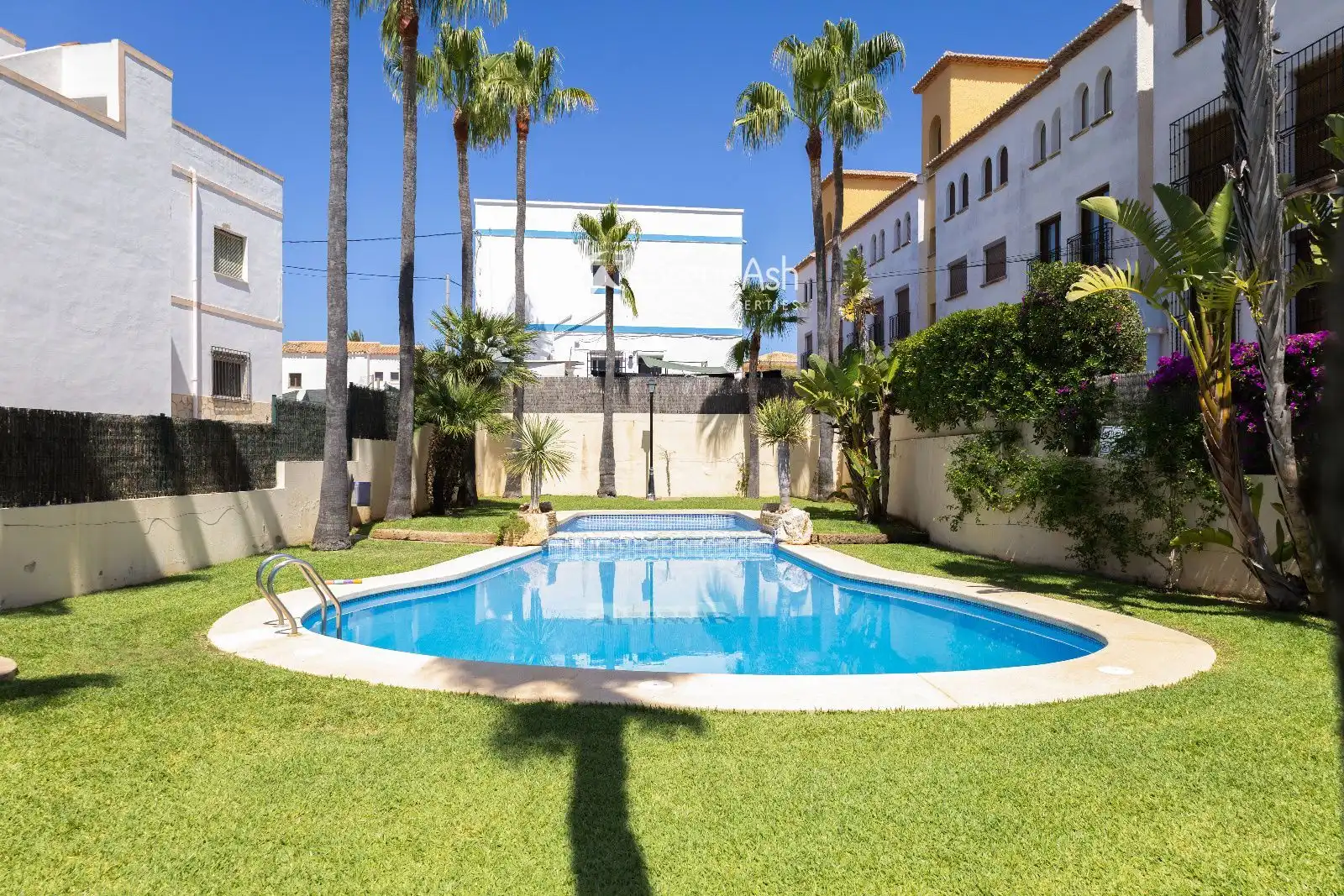Piscina de Casa adosada en venda en Jávea / Xàbia amb Calefacció, Piscina i Piscina comunitària