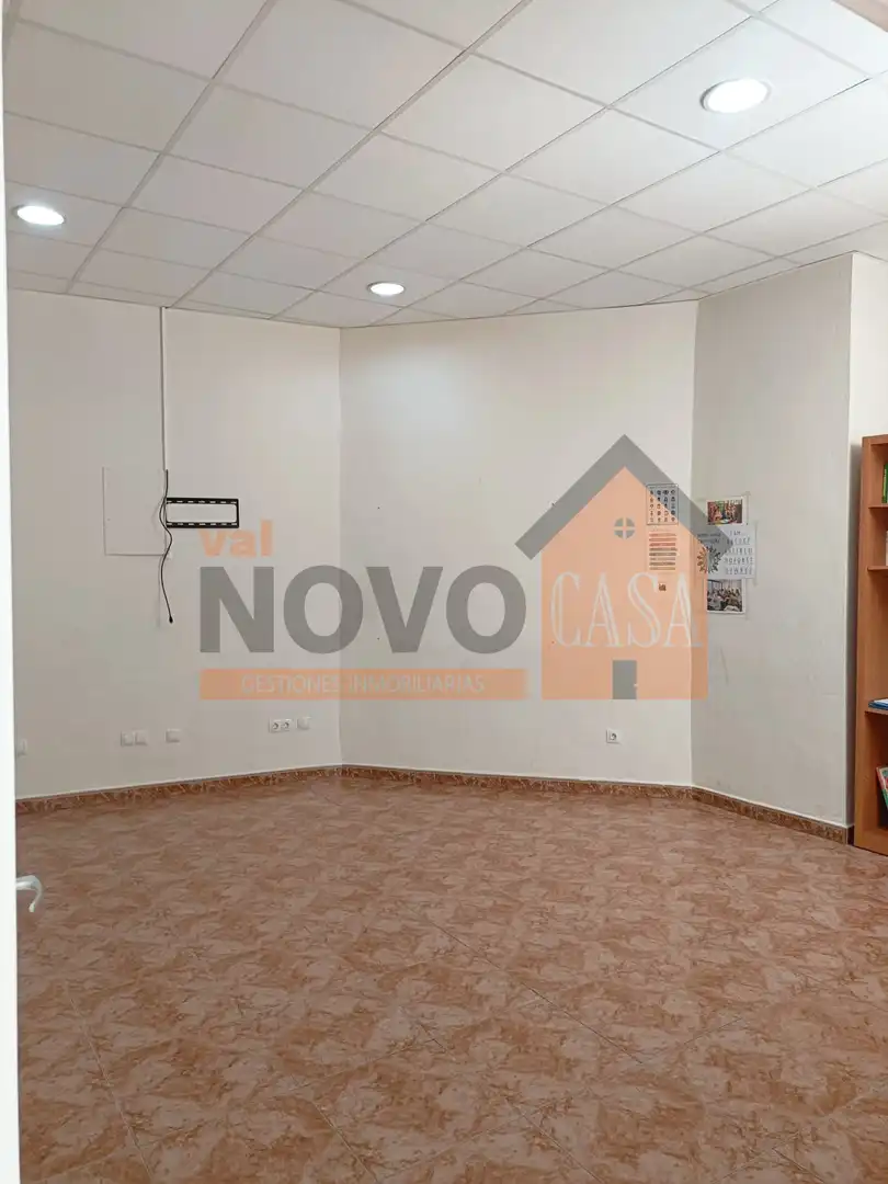 Local comercial en alquiler en Silla, imagen 2