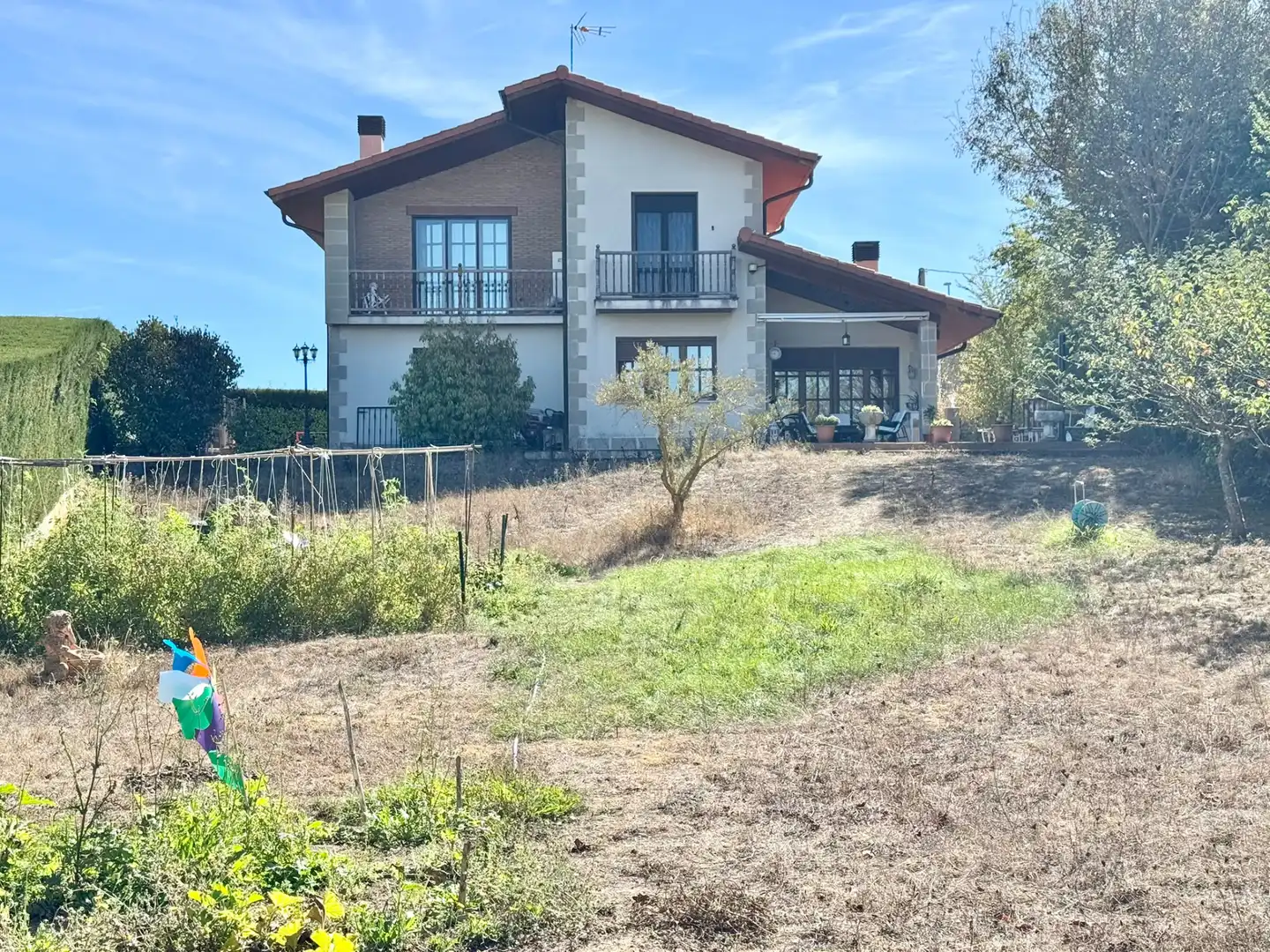 Xalet amb jardí en venda a Gorbea Kalea, imagen 3