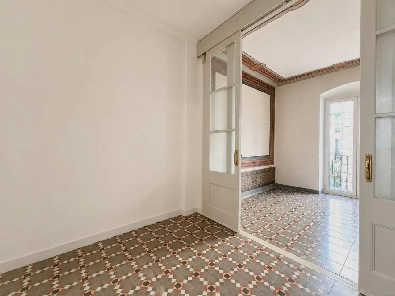 Piso de alquiler en Girona con Aire acondicionado, Calefacción y Jardín privado